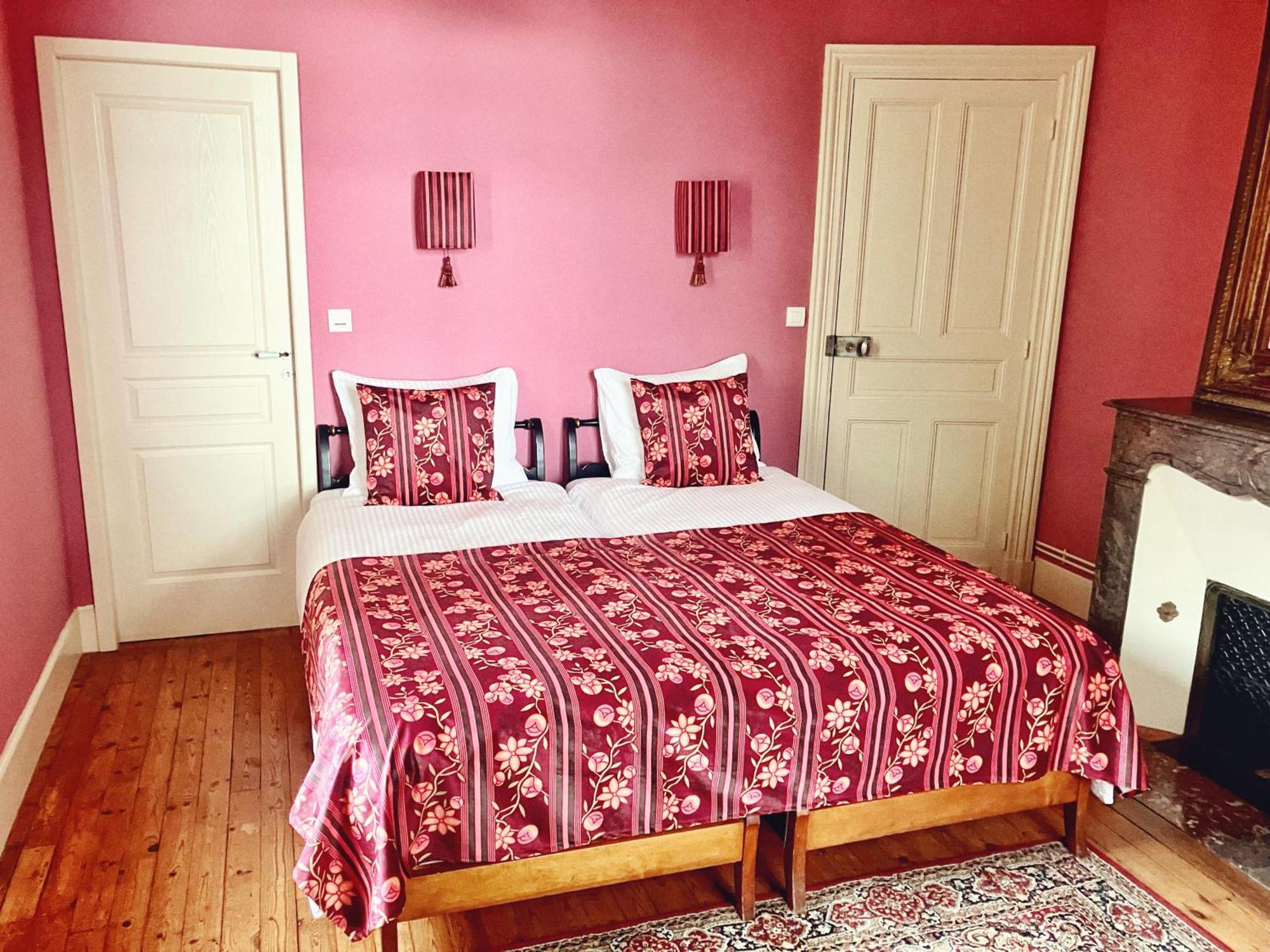 Petit Chateau Le Piot Bed & Breakfast Fleurance Ngoại thất bức ảnh