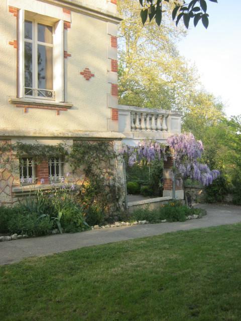Petit Chateau Le Piot Bed & Breakfast Fleurance Ngoại thất bức ảnh